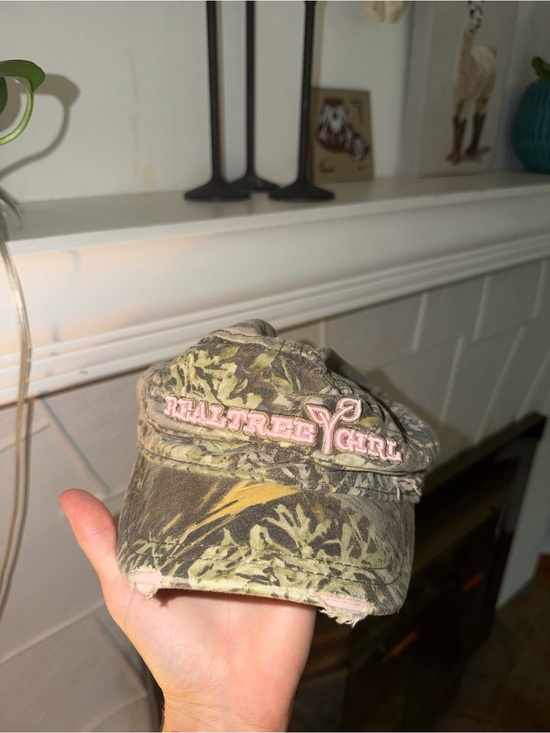Realtree Accessories - Realtree Girl Camouflage Hat in Green with Pink Embroidery
